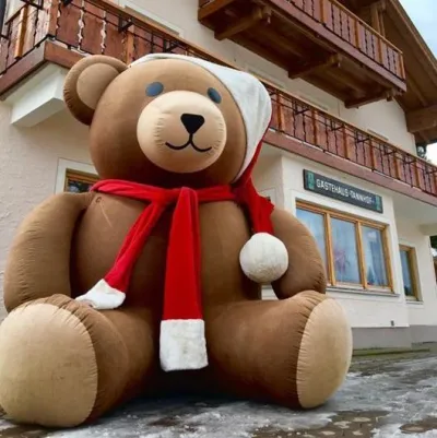 Giant Teddy