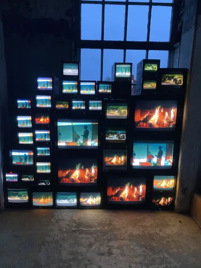 Vintage TV Muur/ TV wall