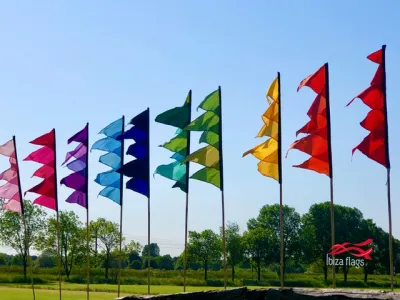 10 GROTE FESTIVAL VLAGGEN 4M HUREN
