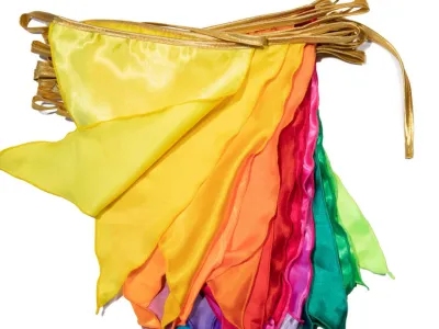 Regenboog vlaggenlijn satijn(10mtr)