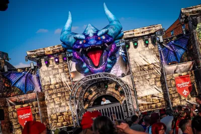 Dragon Head