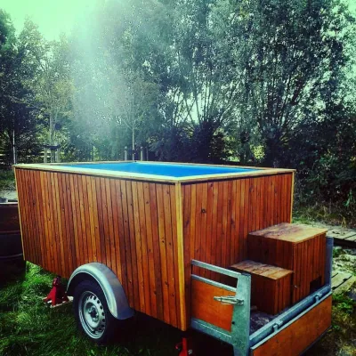 Hottub houtgestookt op wielen