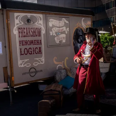 Freakshow Escape 